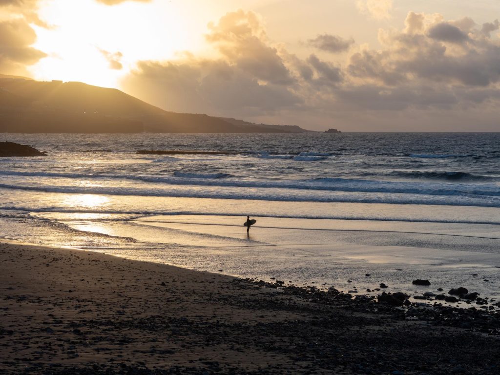 Panoramic sunset view of Las Canteras Beach in Las Palmas de Gran Canaria