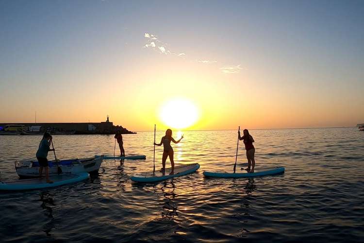 doing-paddle-surf-at-sunset-in-gran-canaria